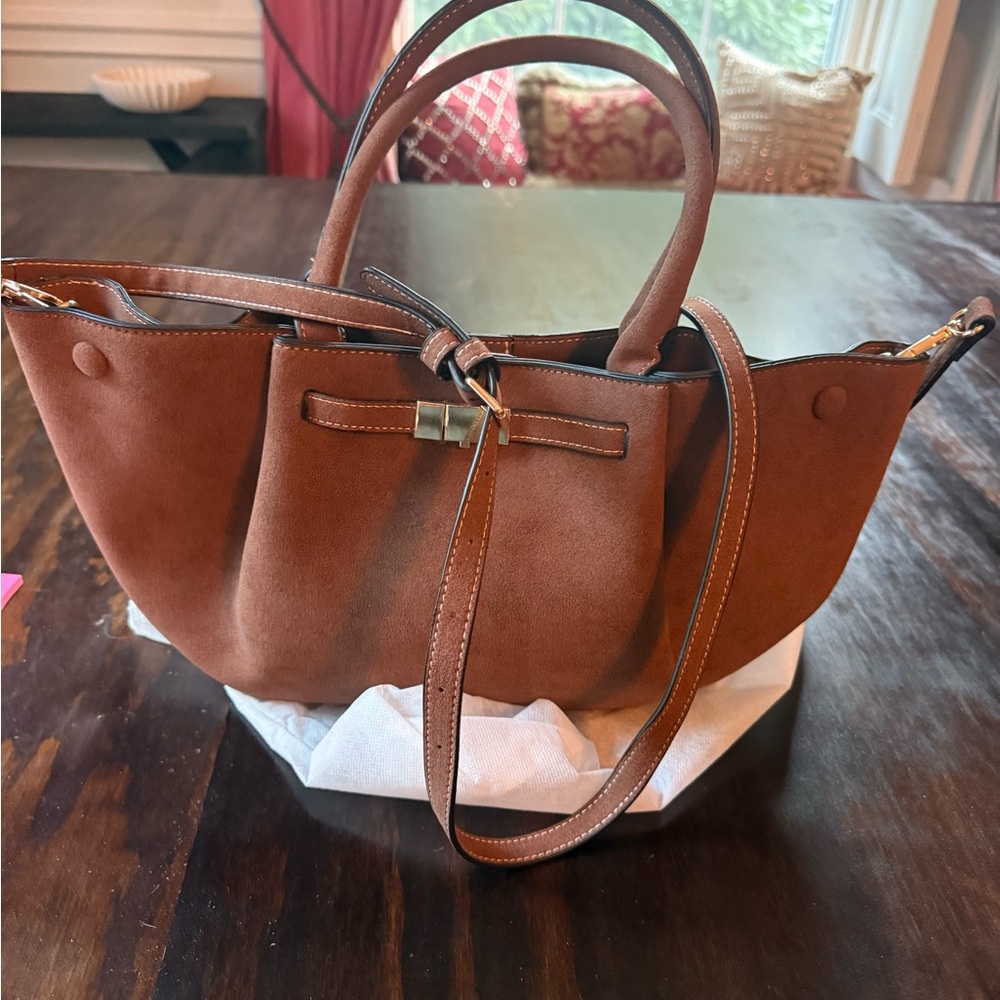 Sophisticated Tan Suede Shoulder Bag